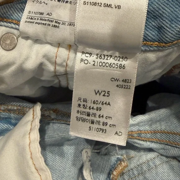 Light Wash Levi’s 501 Denim Shorts size 25 - Picture 3 of 3